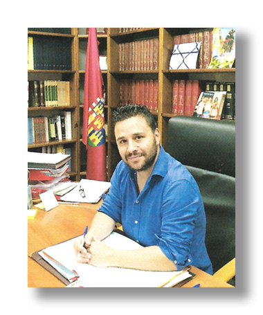 Roberto Aparicio Cuéllar - Alcalde de La Adrada -