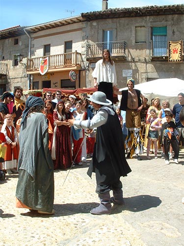 IV Mercado medieval de La Adrada IV Mercado medieval de La Adrada