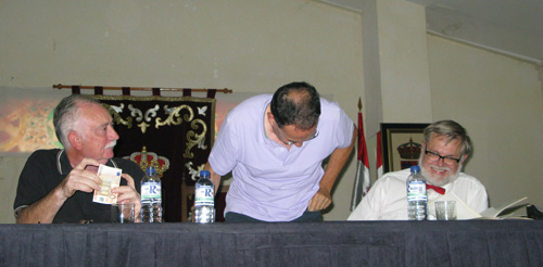 Luis Arencibia en La Adrada durante la presentacion El Discurso del Cuerdo