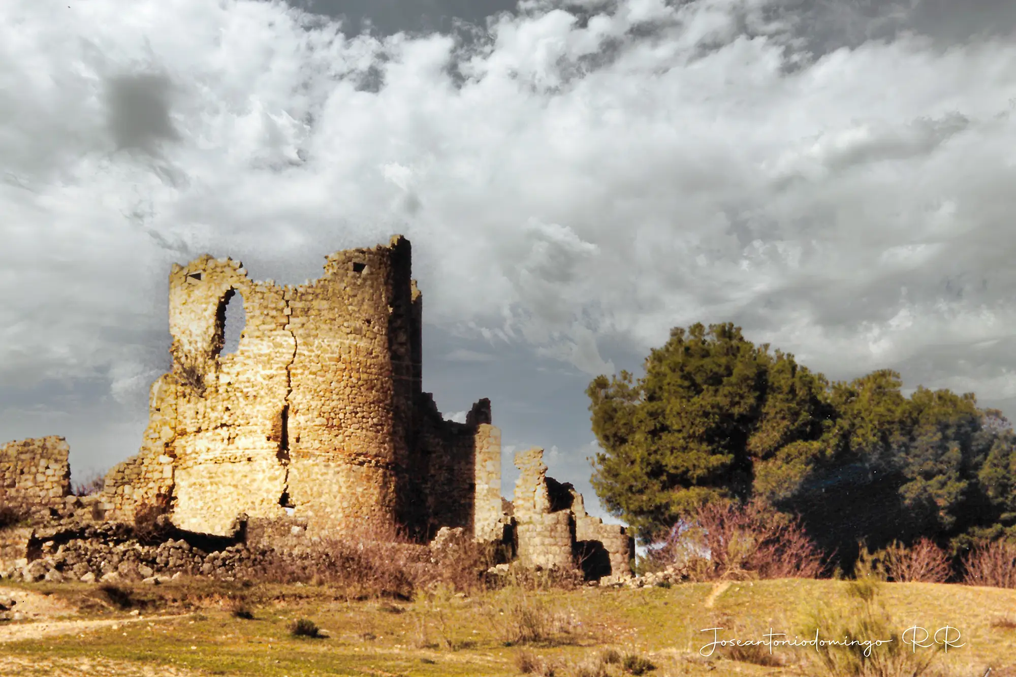 Castillo de La Adrada, feb de 2000 Foto vieja Castillo